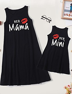 cheap -Mommy and Me Cotton Dresses Daily Cartoon Letter Print Black Knee-length Sleeveless Tank Dress Cute Matching Outfits / Summer / Long