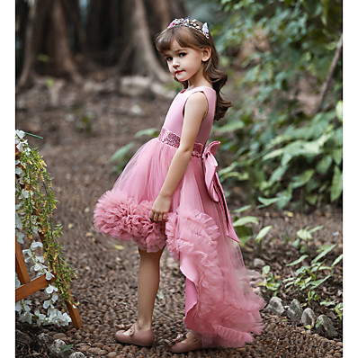 hesapli Kız Çocuk Kıyafetleri-Çocuklar Küçük Elbise Genç Kız Çiçekli Parti Performans Payetler Yonca Beyaz Mor Asimetrik Saten Kolsuz Prenses sevimli Stil Elbiseler 3-10 Yıl