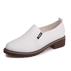 Mulheres Sapatos Couro Ecológico Primavera / Outono Conforto Oxfords Branco / Preto / Vermelho Mulheres Sapatos Couro Ecológico Primavera / Outono Conforto Oxfords Branco / Preto / Vermelho